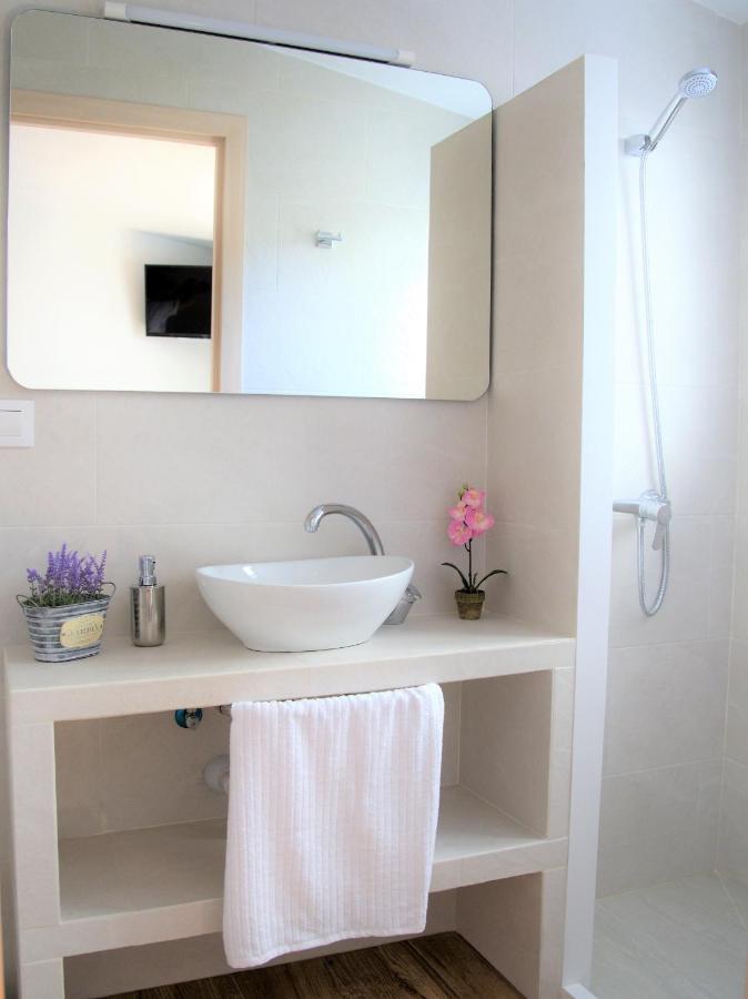 Ferienwohnung La Calita Escondida - Jacuzzi Y Cocina En Terraza Privada - Piscina Y Parking Gratis Chiclana de la Frontera Exterior foto